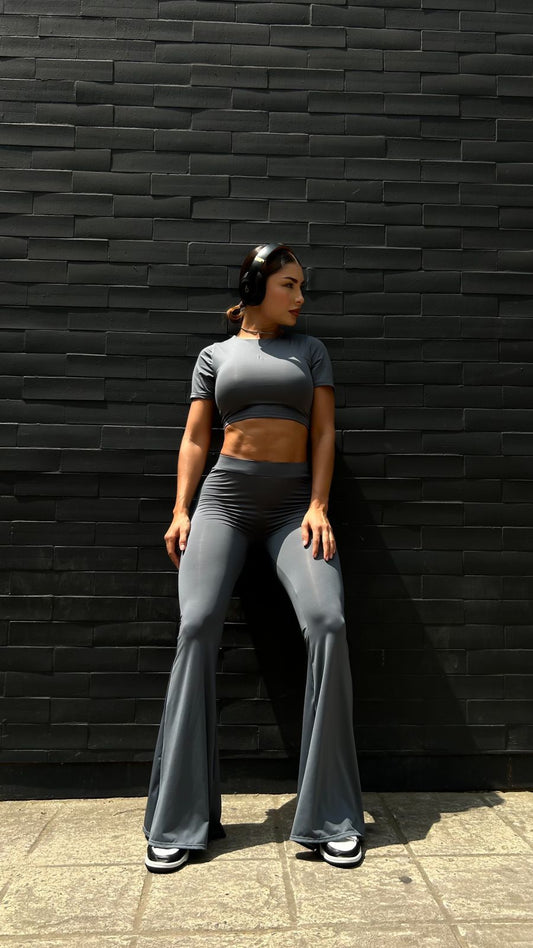 JADE SET image 0